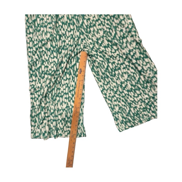 Gilli Green Abstract Wrap Jumpsuit – Medium - Picture 8 of 9